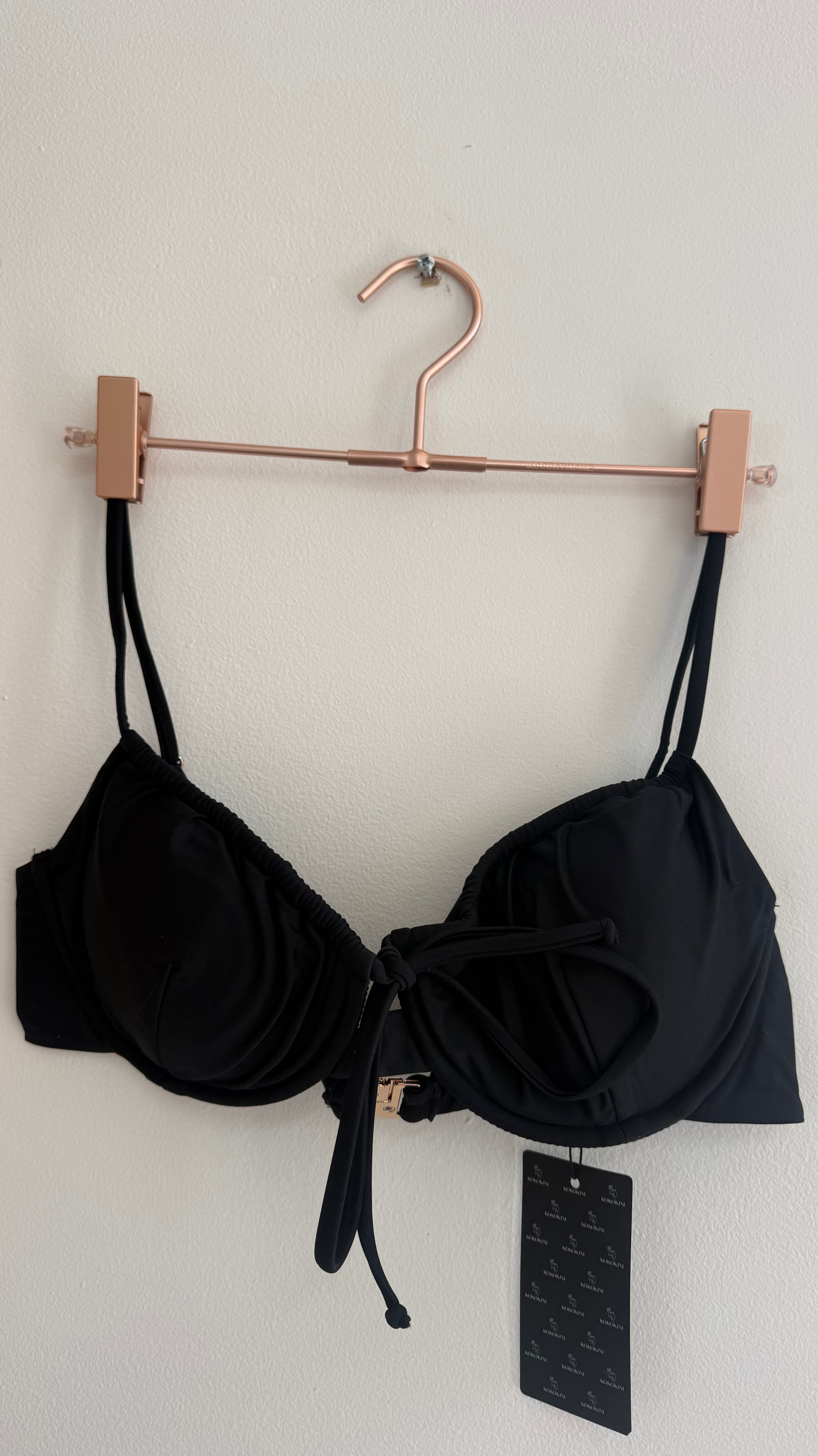TULA TOP - Black SAMPLE TOPS