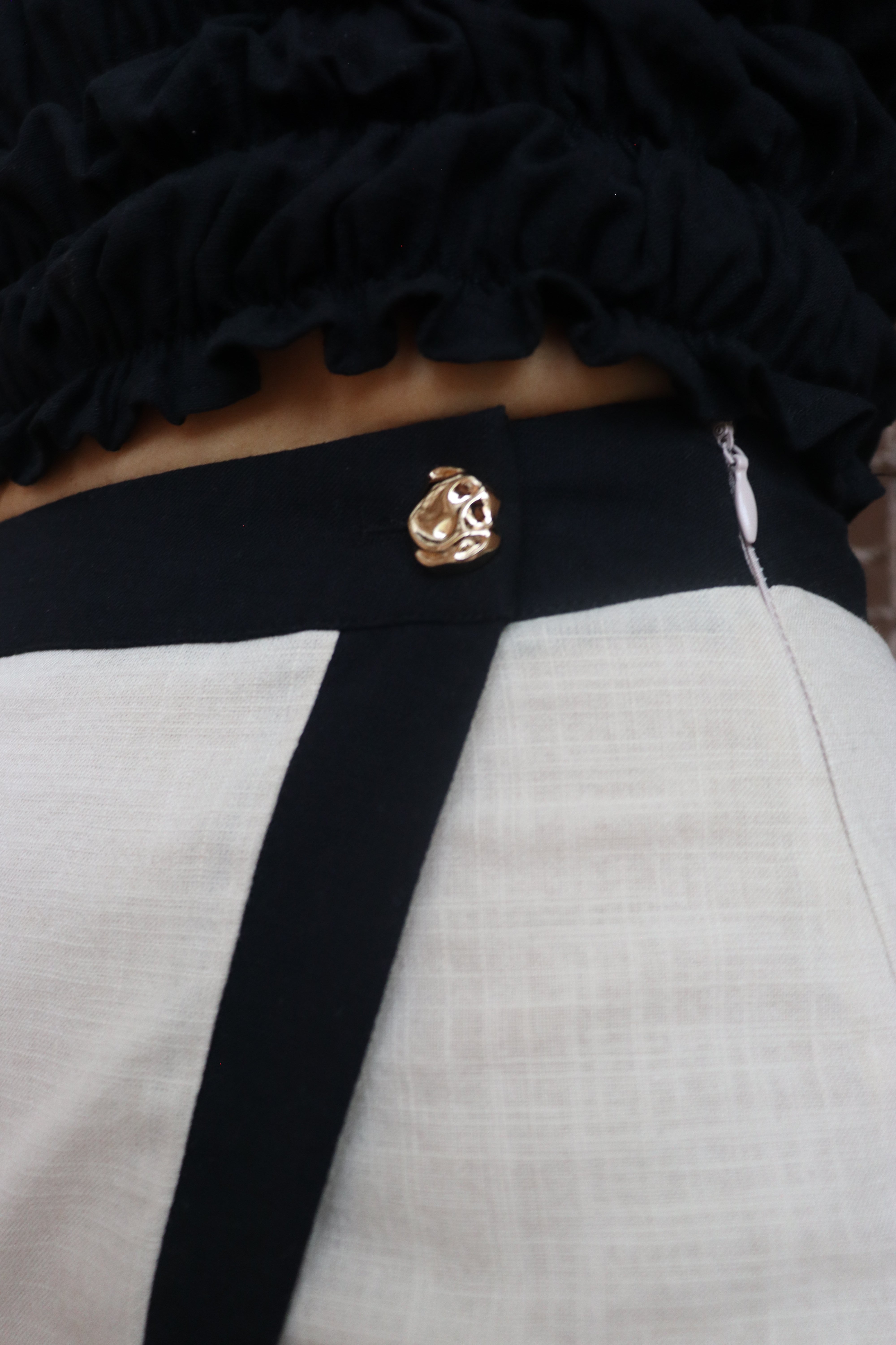 Yeni Halter Neck Top