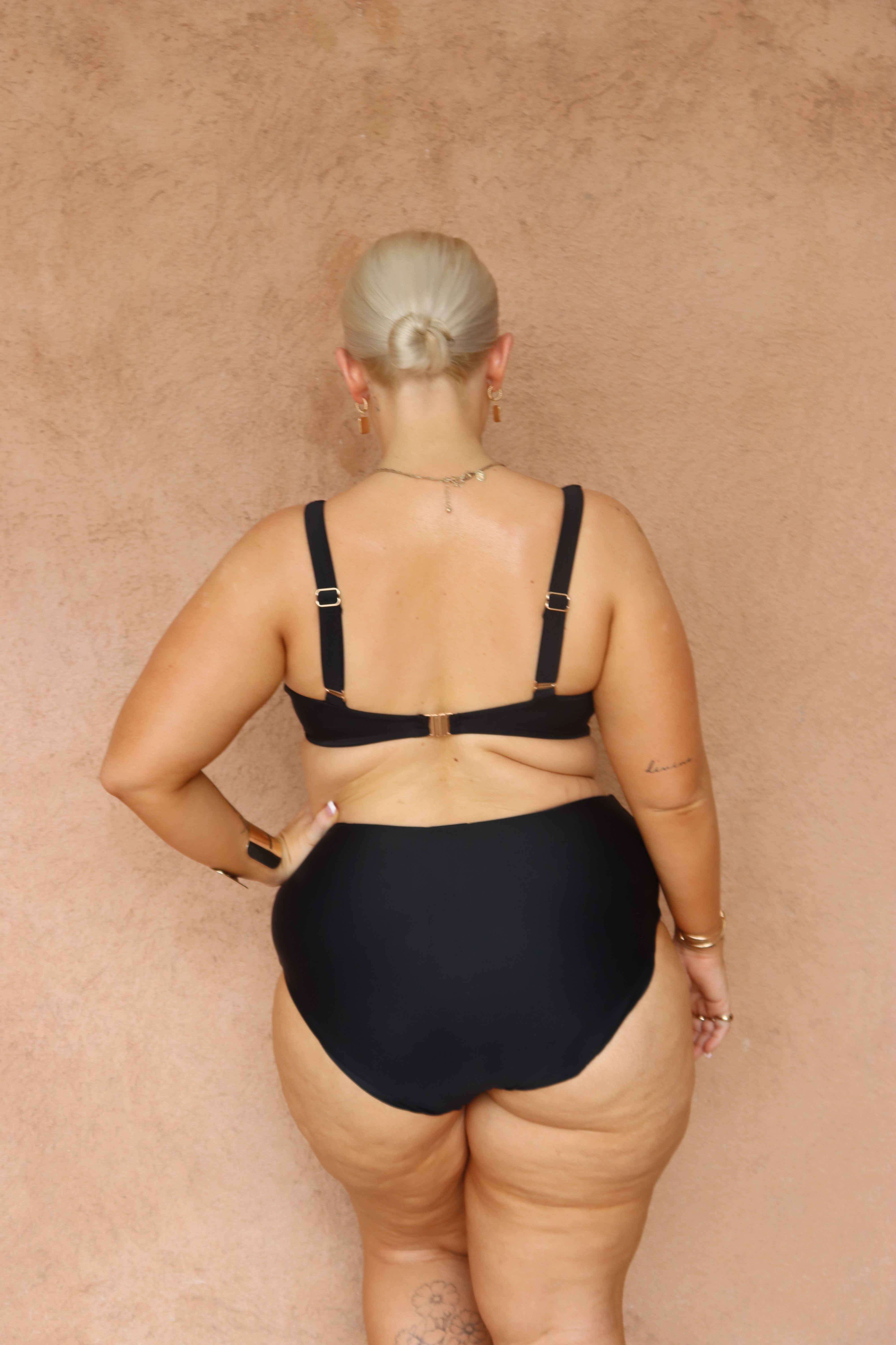 Tula Bottoms - FULL BUM - Black