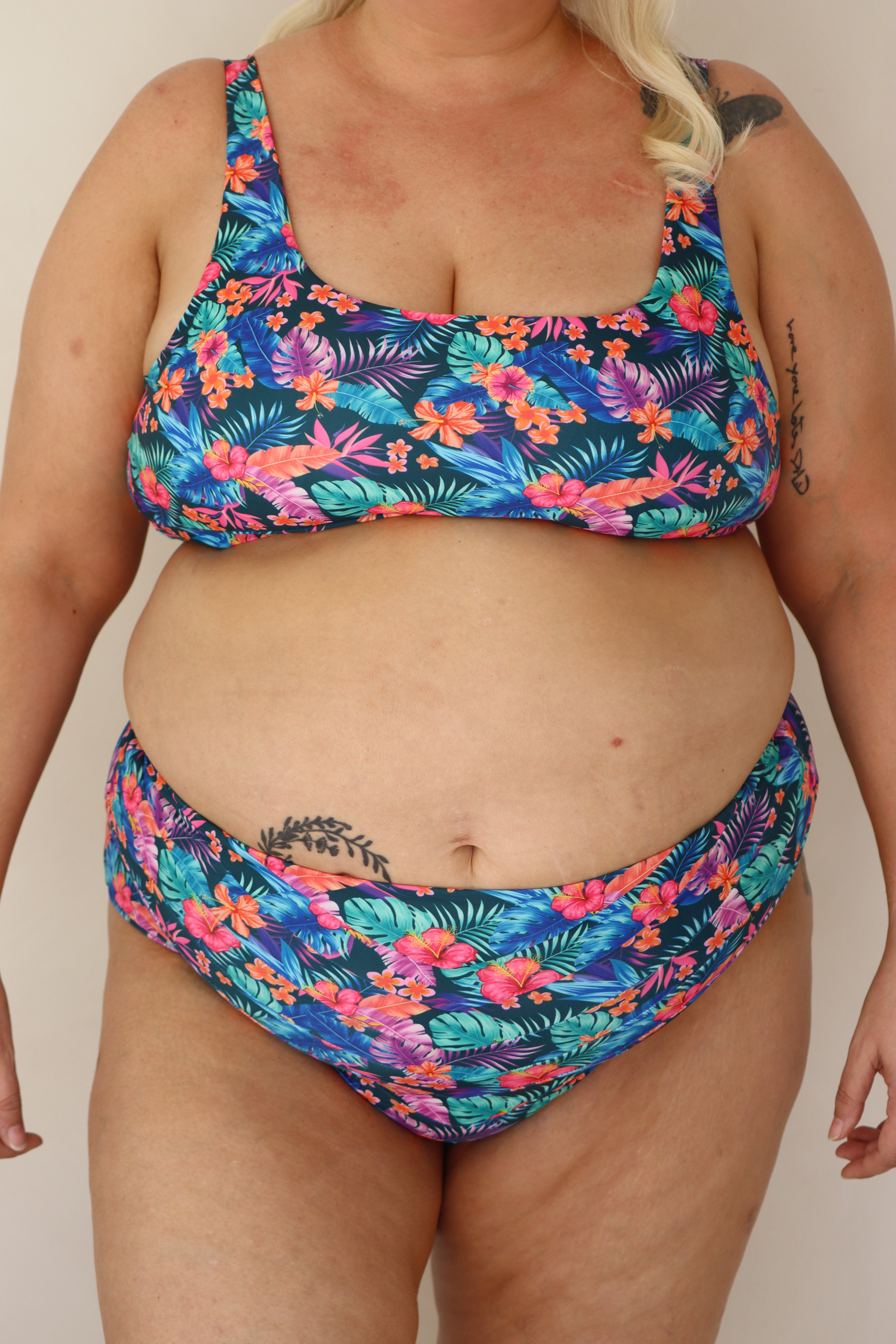 DAISY Top - Isla